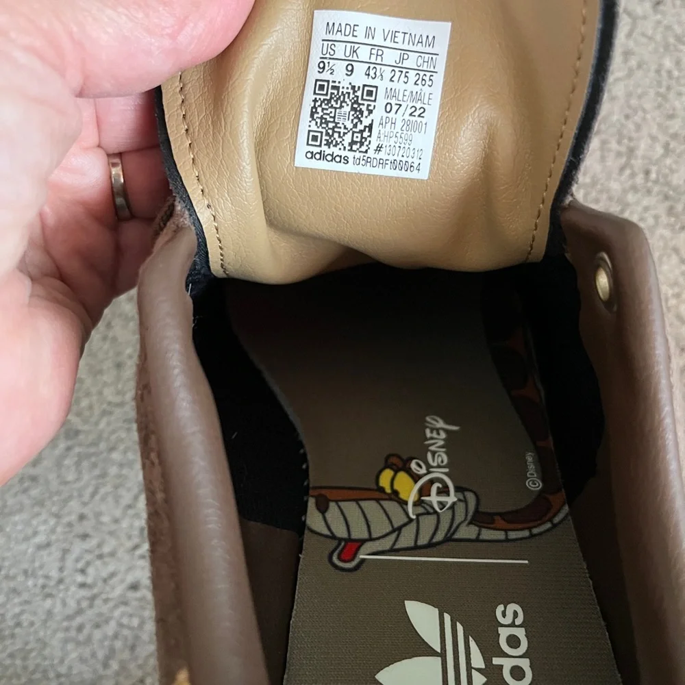 Adidas Stan Smith X Disney Jungle Book Men’s Sneakers, 9.5 - Picture 4 of 4